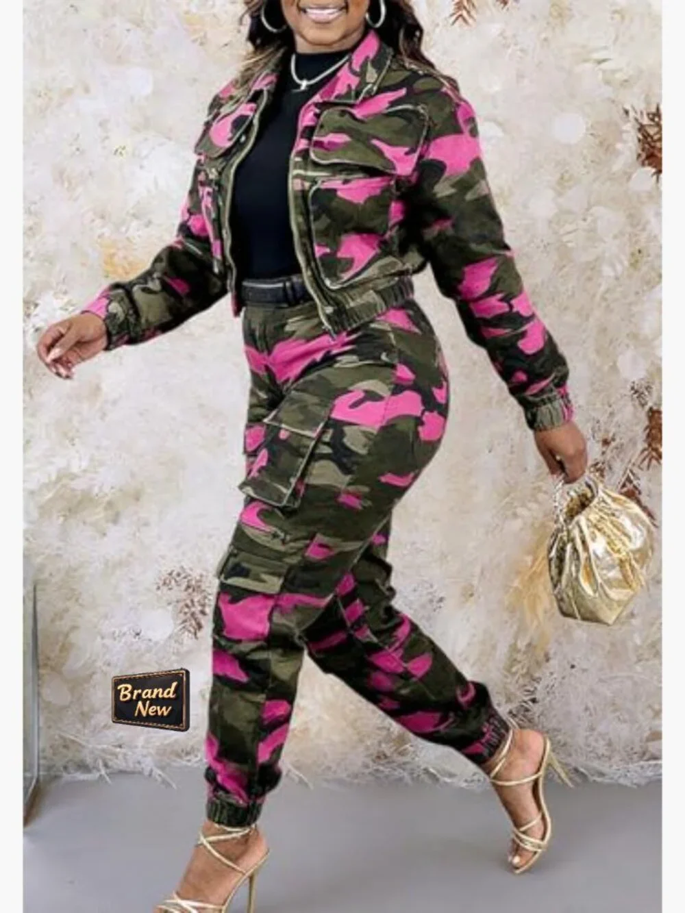 Baggy High Waisted Camo Cargo Pants with Multi Pockets and Jogger Cuffs